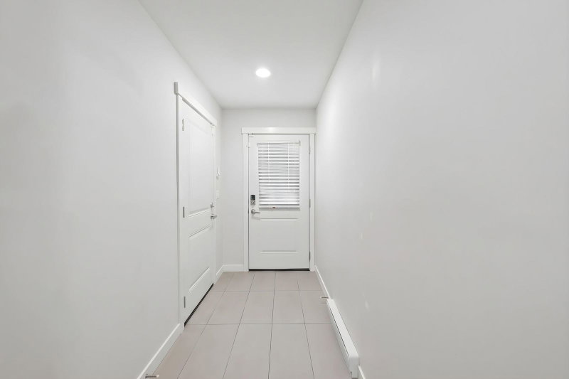 43 - 5551 Admiral Way
