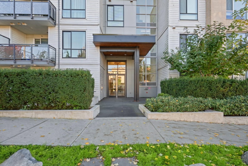 110 - 625 3rd Street E