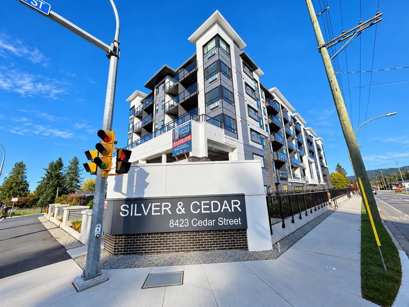 202 - 8423 Cedar Street