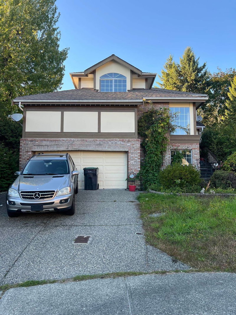 1402 Glenview Court