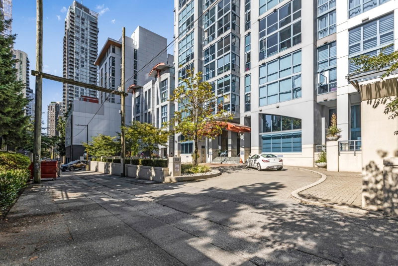 306 - 1238 Seymour Street