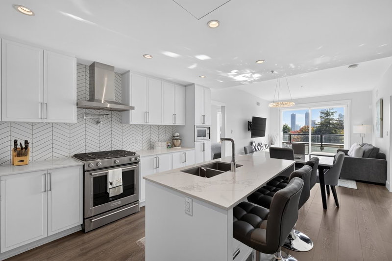 508 - 4477 Hastings Street