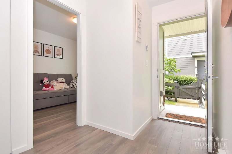 39 - 15850 85 Avenue