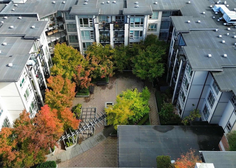 125 - 738 29th Avenue E