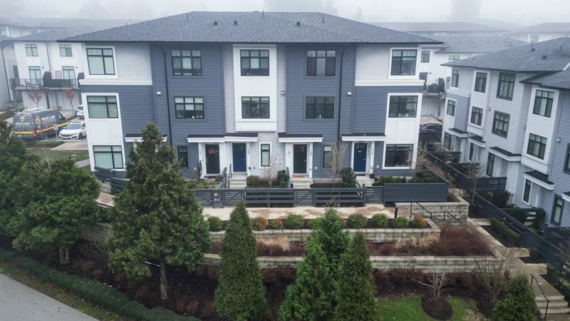 109 - 15235 Sitka Drive