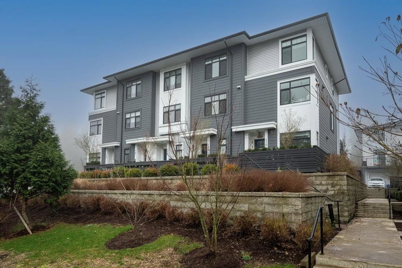 109 - 15235 Sitka Drive