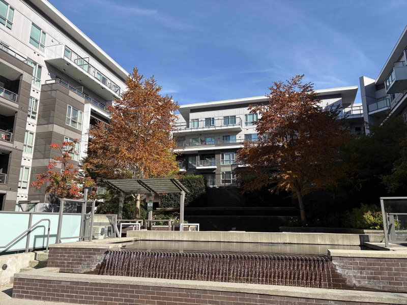 529 - 7008 River Parkway