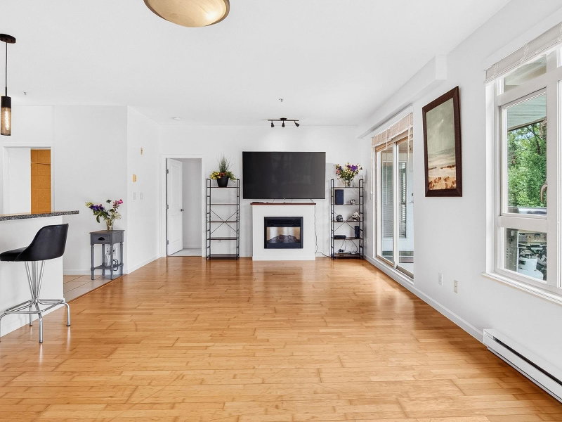 304 - 100 Capilano Road