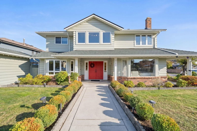 8260 Aspin Drive