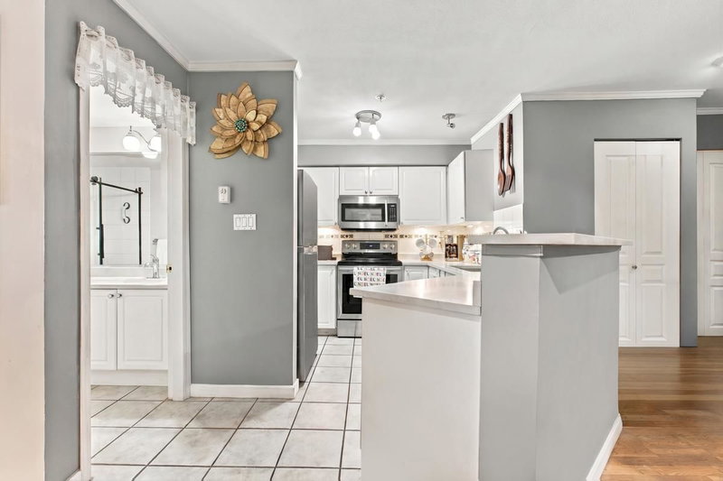 223 - 760 Kingsway