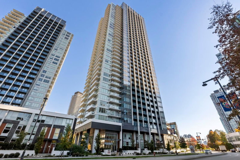 1002 - 10448 University Drive