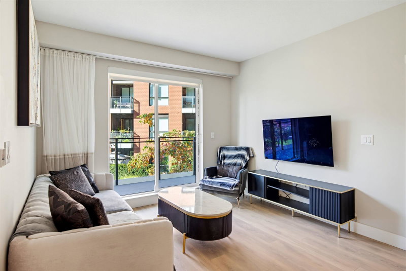 310 - 3588 Sawmill Crescent