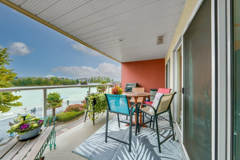 306 - 1230 Quayside Drive