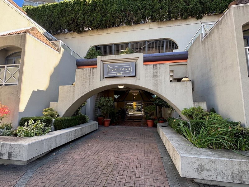607 - 6088 Minoru Boulevard
