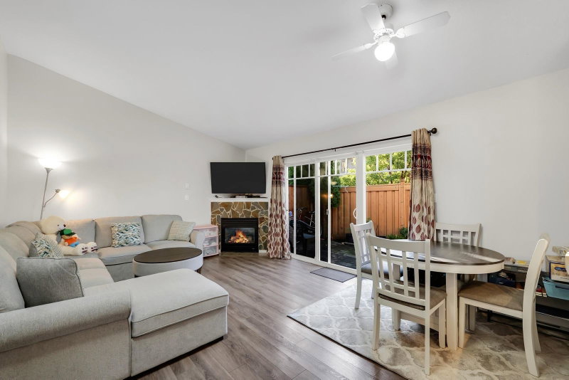 95 - 1821 Willow Crescent