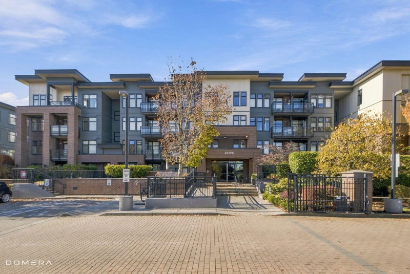 207 - 20058 Fraser Highway