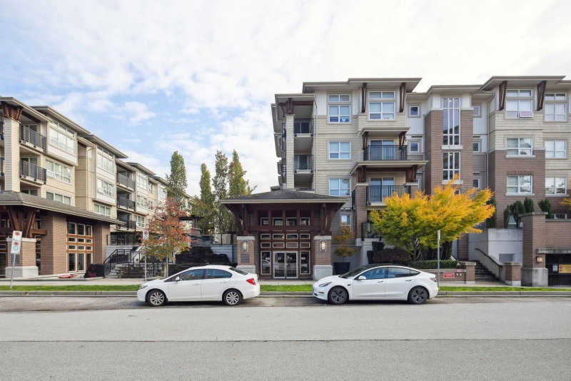 123 - 6828 Eckersley Road