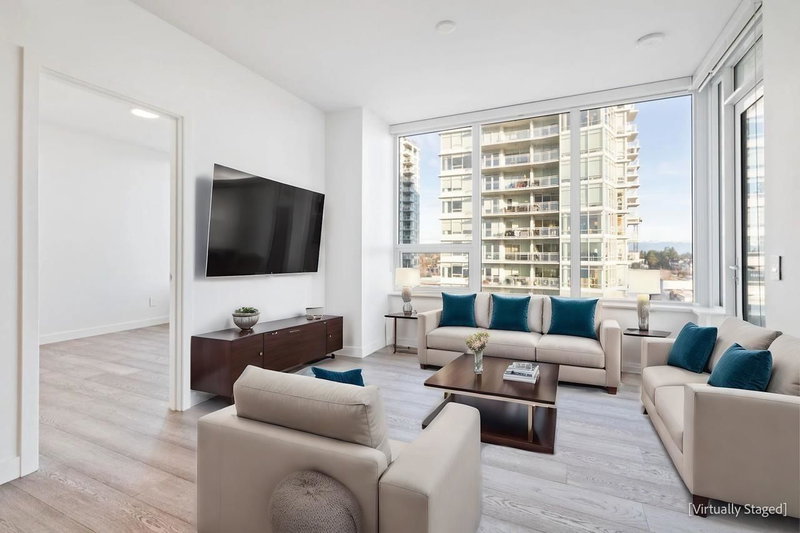 1002 - 1441 Johnston Road