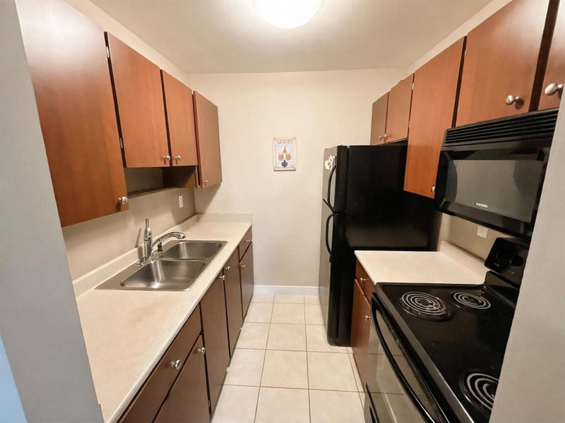 203 - 5664 200 Street