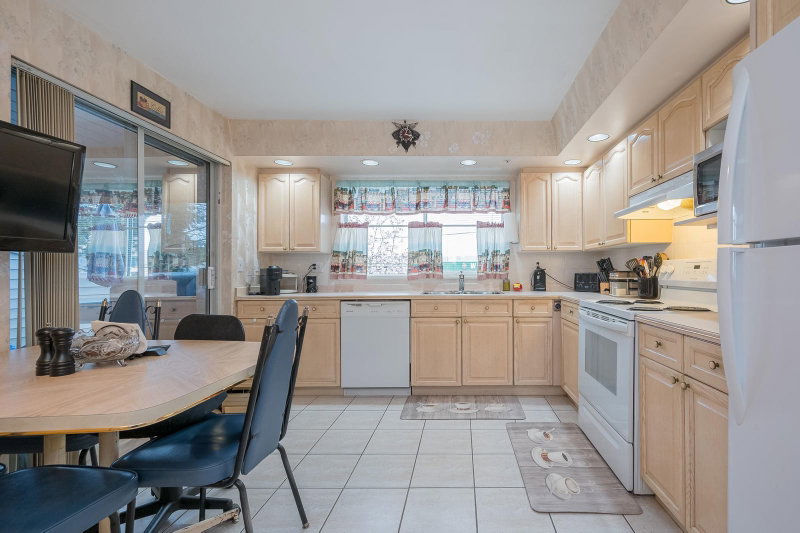 103 - 5776 200 Street