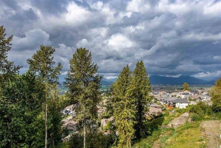 12 - 5988 Lindeman Street