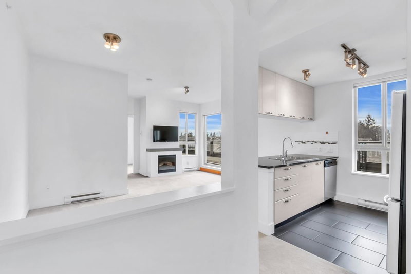 417 - 7418 Byrnepark Walk