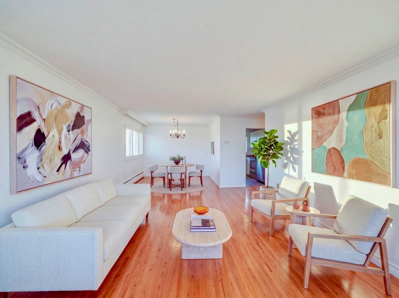 702 - 2246 Bellevue Avenue