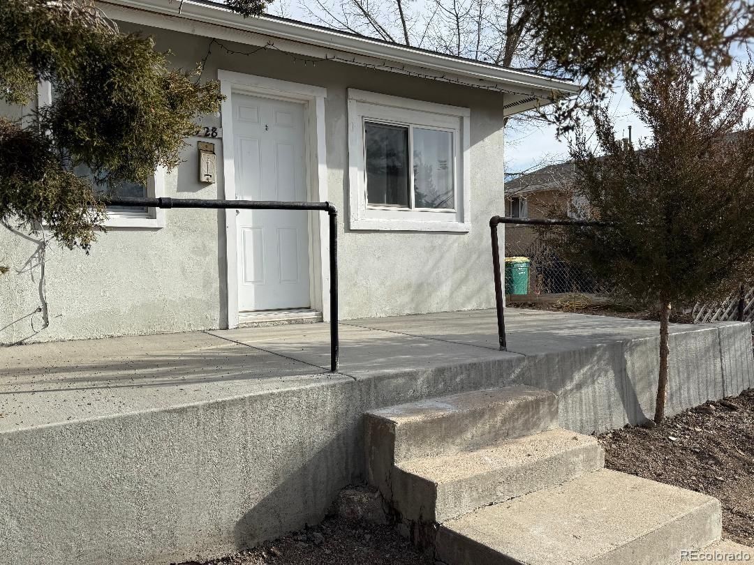 728 Emporia Street