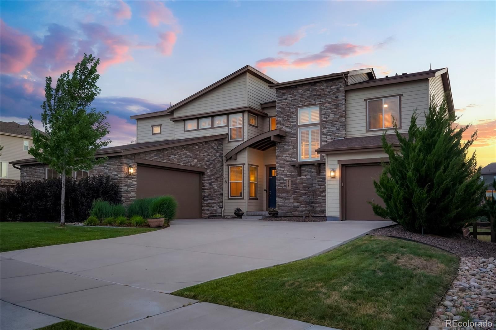 8187 Little River Way