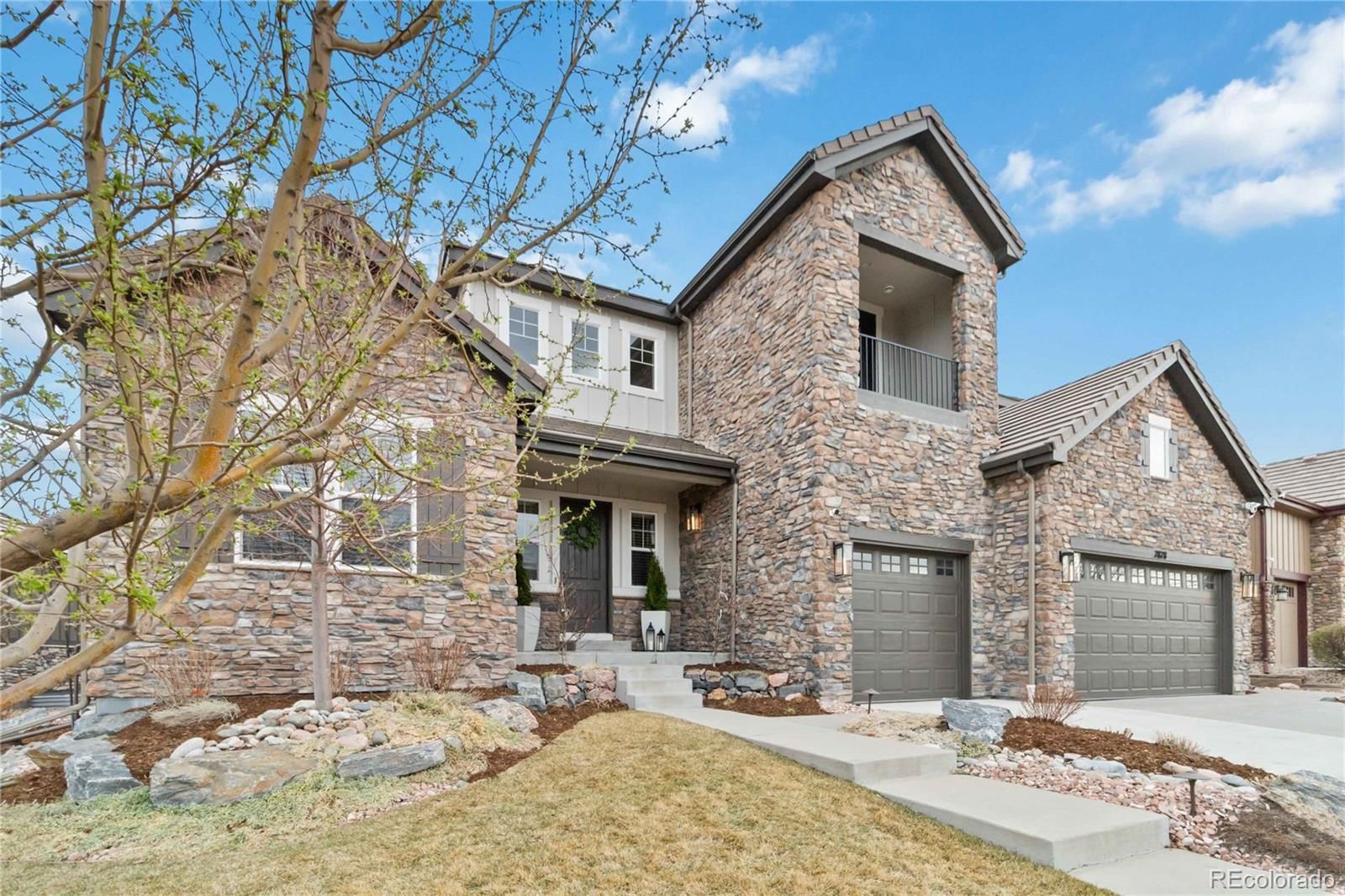 7878 Valleyhead Way