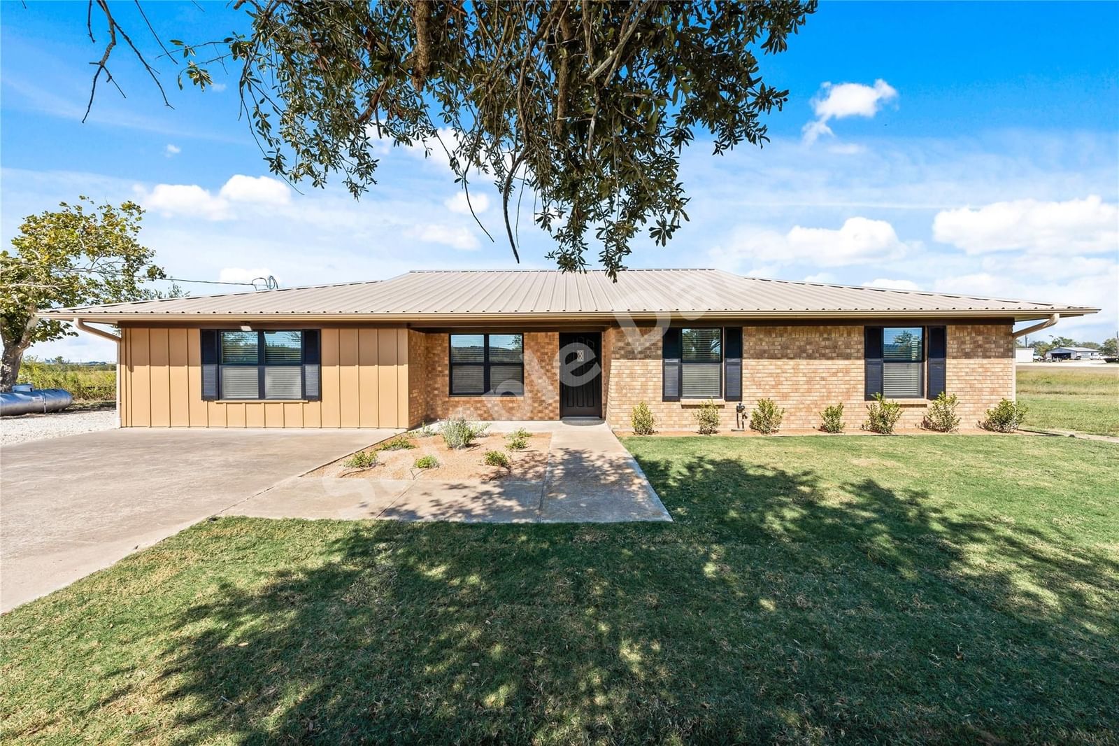 Photo of 6950 Stallion RD