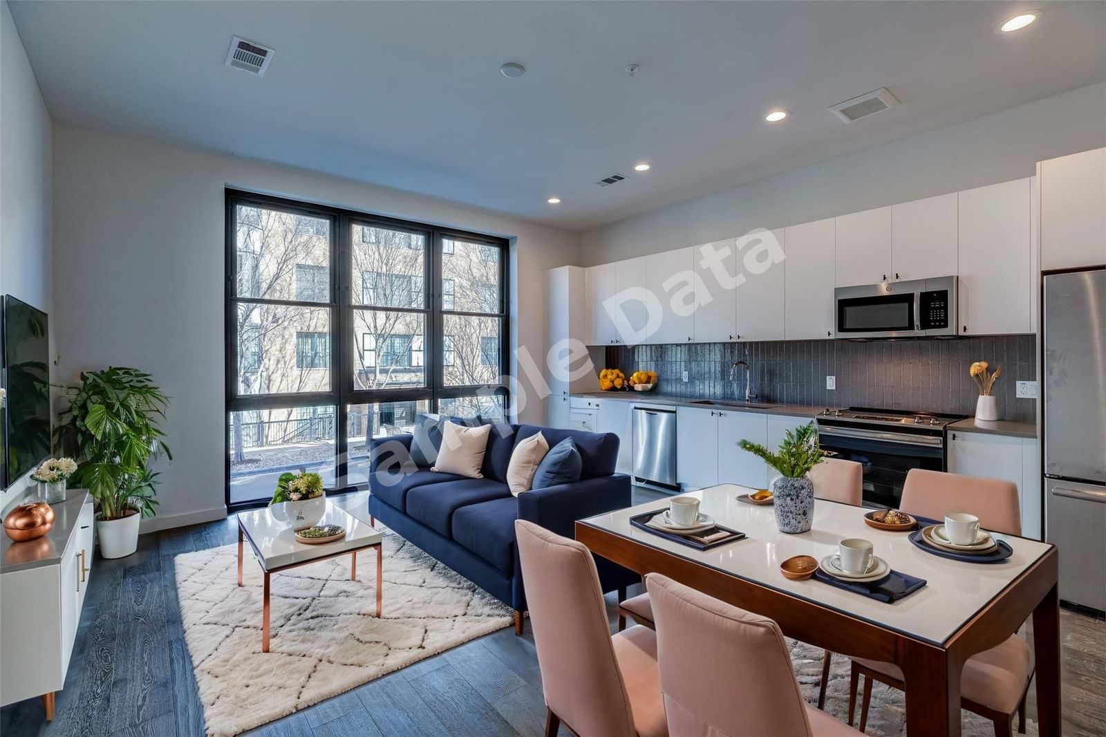 Photo of 800 Embassy DR