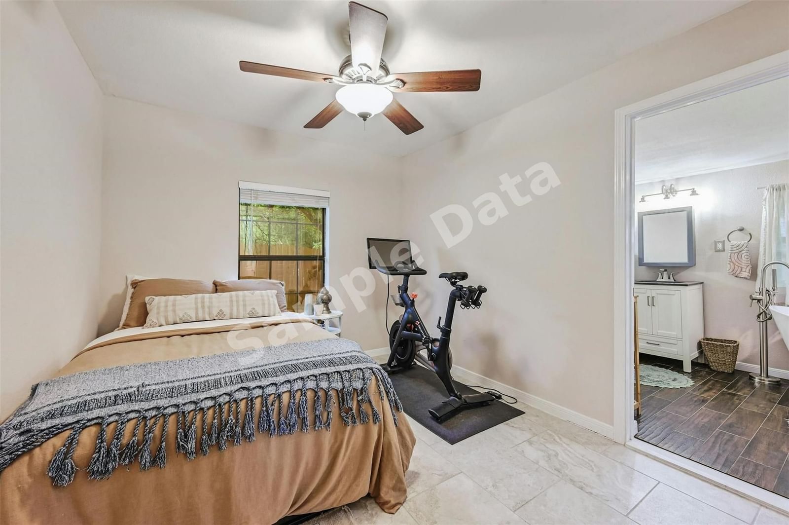 4025 Valley View RD #2 photo 12