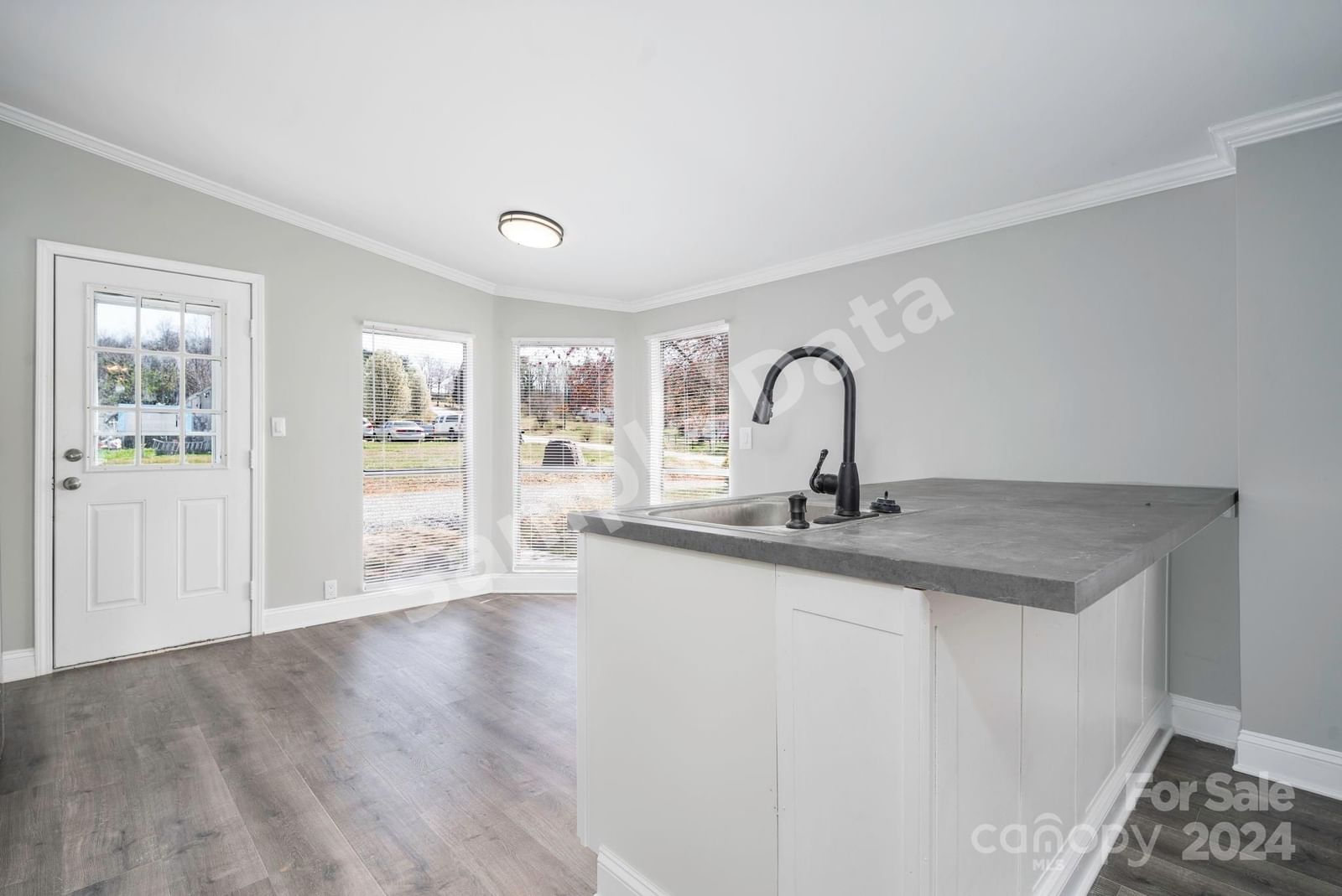 6135 George Hildebran Drive photo 10