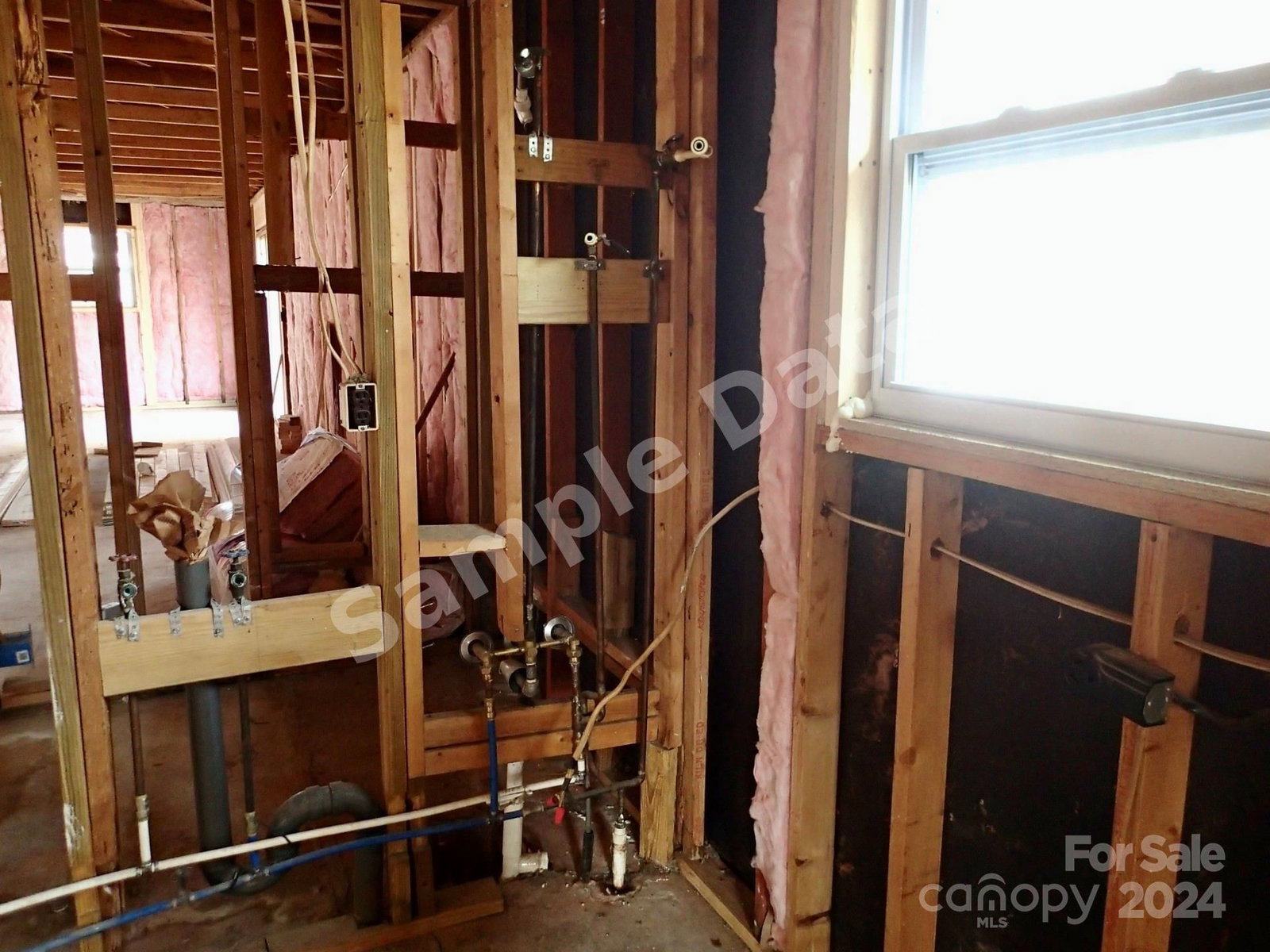 1175 Bridges Drive photo 11