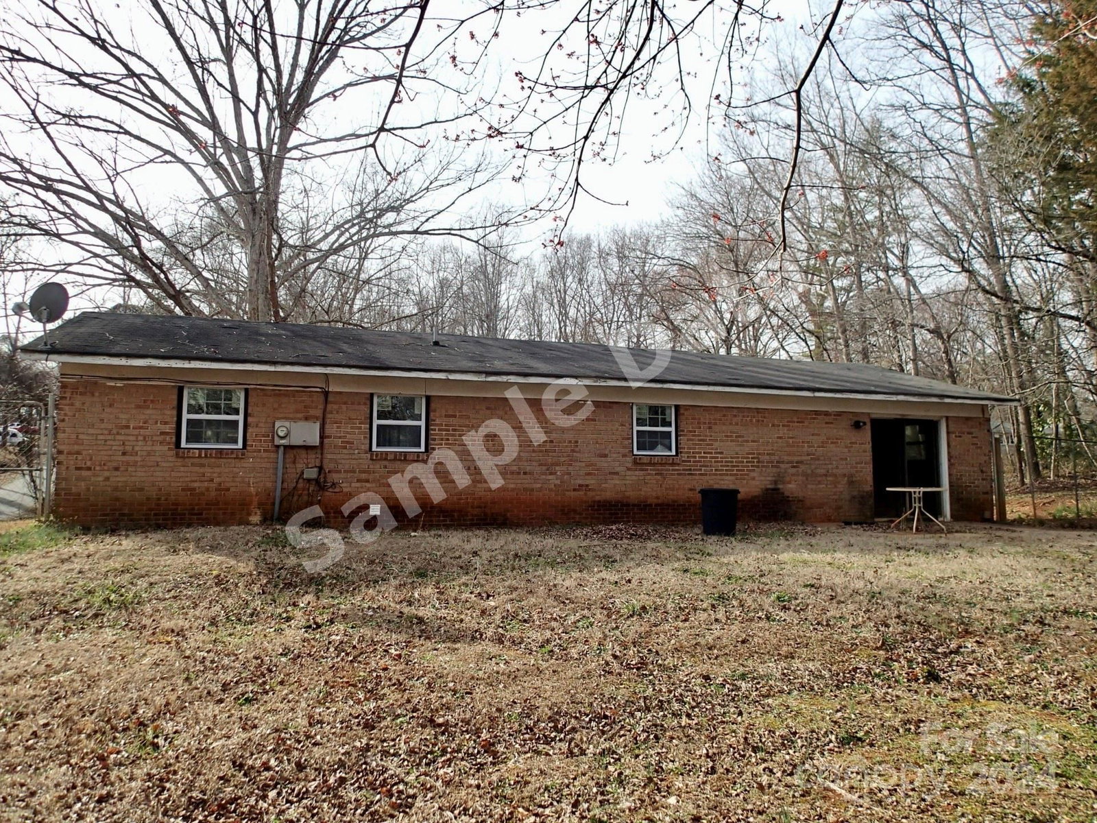 1175 Bridges Drive photo 4