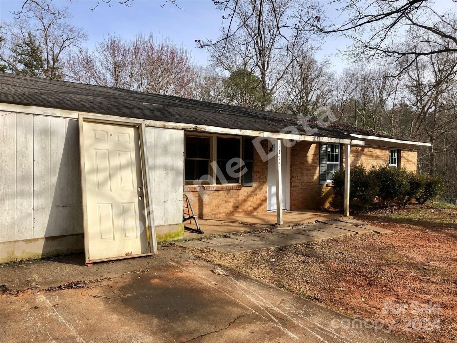 1175 Bridges Drive photo 6