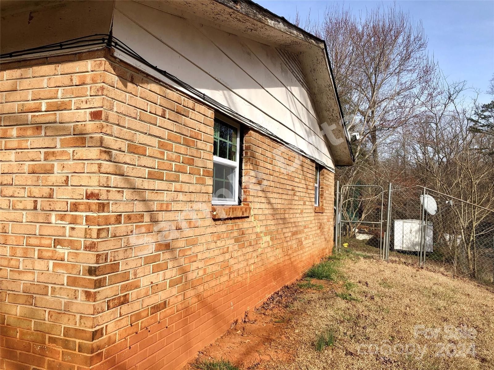 1175 Bridges Drive photo 8