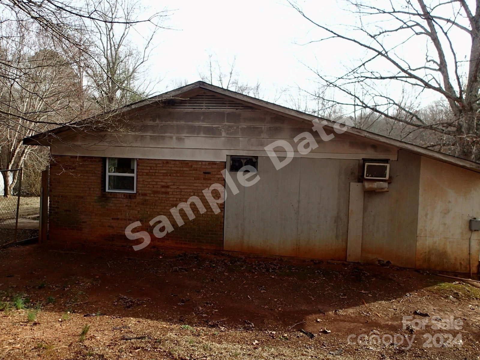 1175 Bridges Drive photo 9