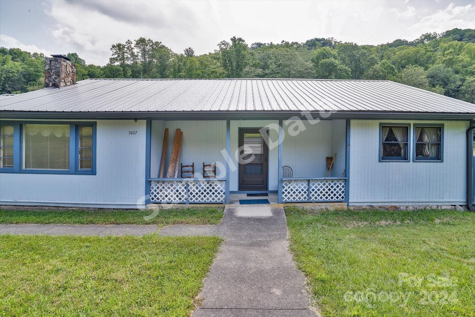 Photo of 5407 Gerton Highway