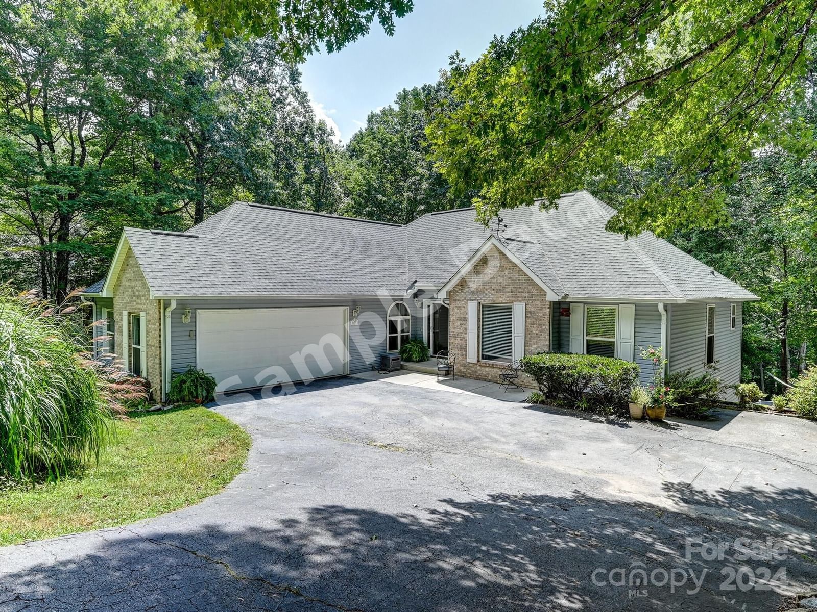 Photo of 701 Salisbury Road