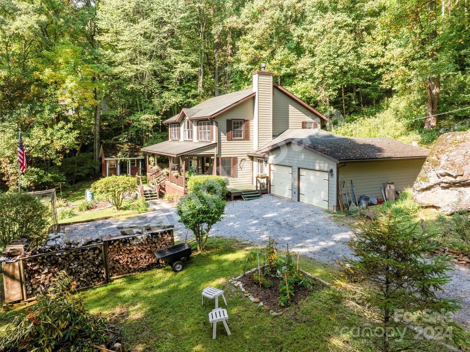 Photo of 150 Sorghum Drive