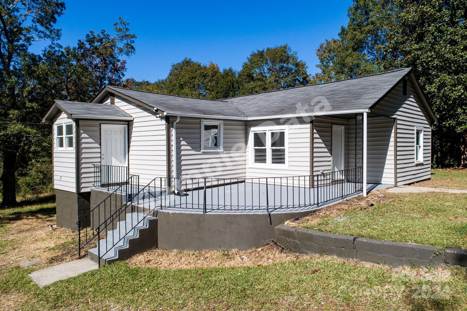 121 Faulkenberry Road photo 2