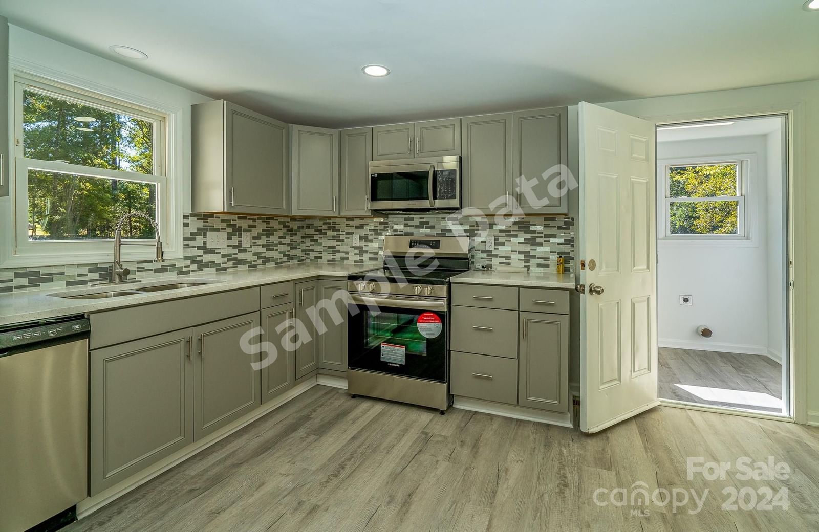 121 Faulkenberry Road photo 5