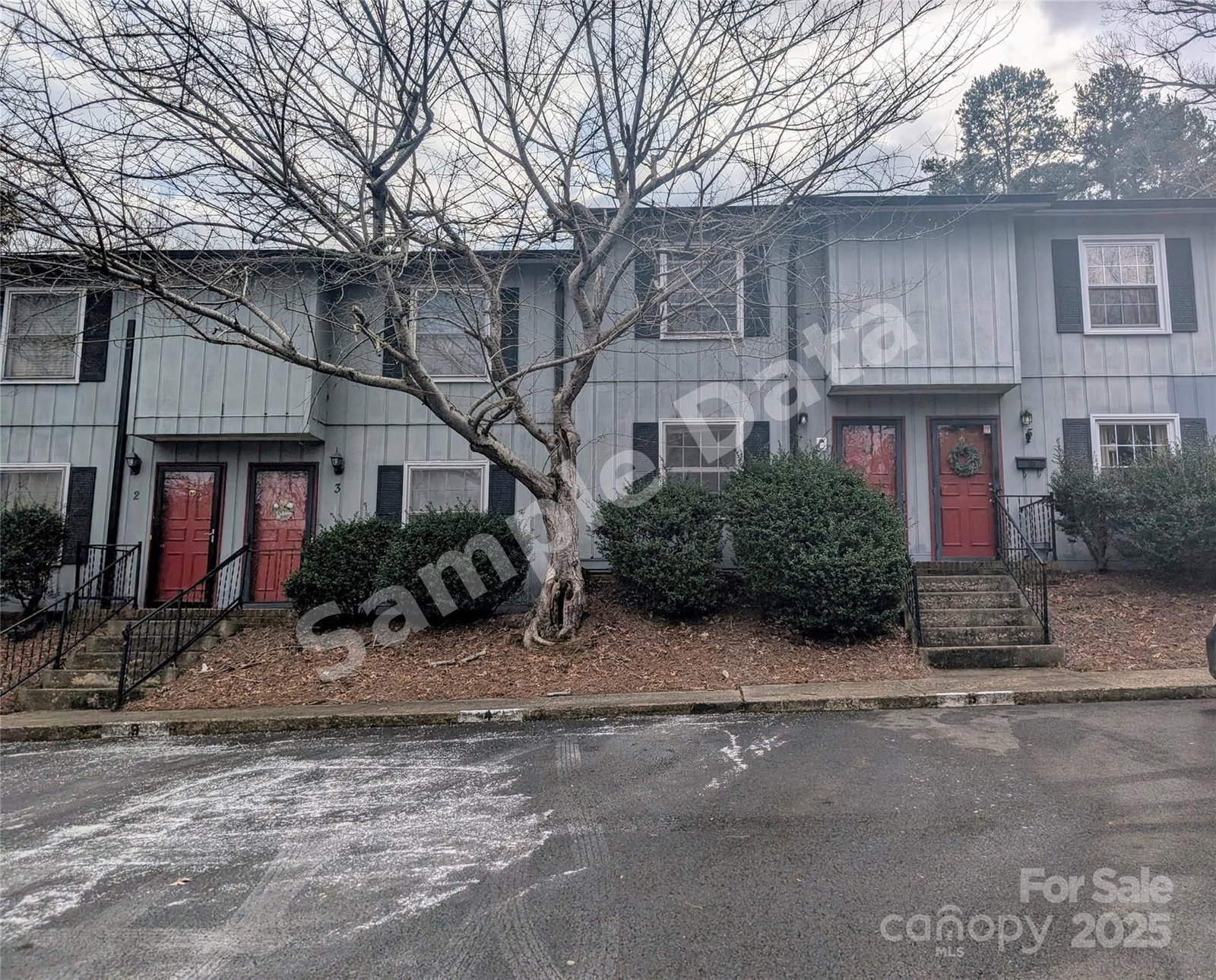 Photo of 115 Eastcliff Drive