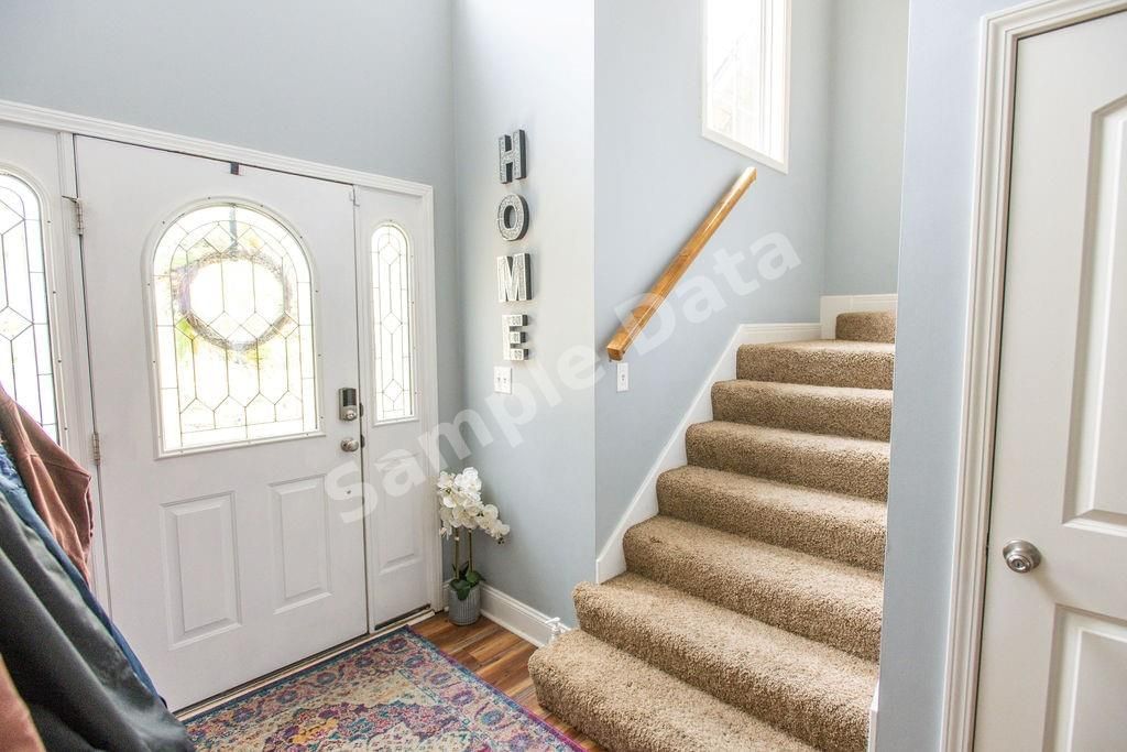 210 Westgate Circle photo 6