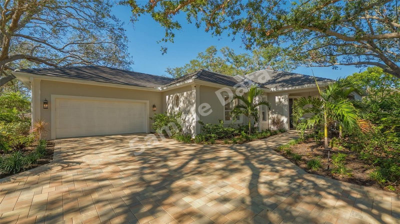 Sample photograph — not 4358 Lonsdale Ave