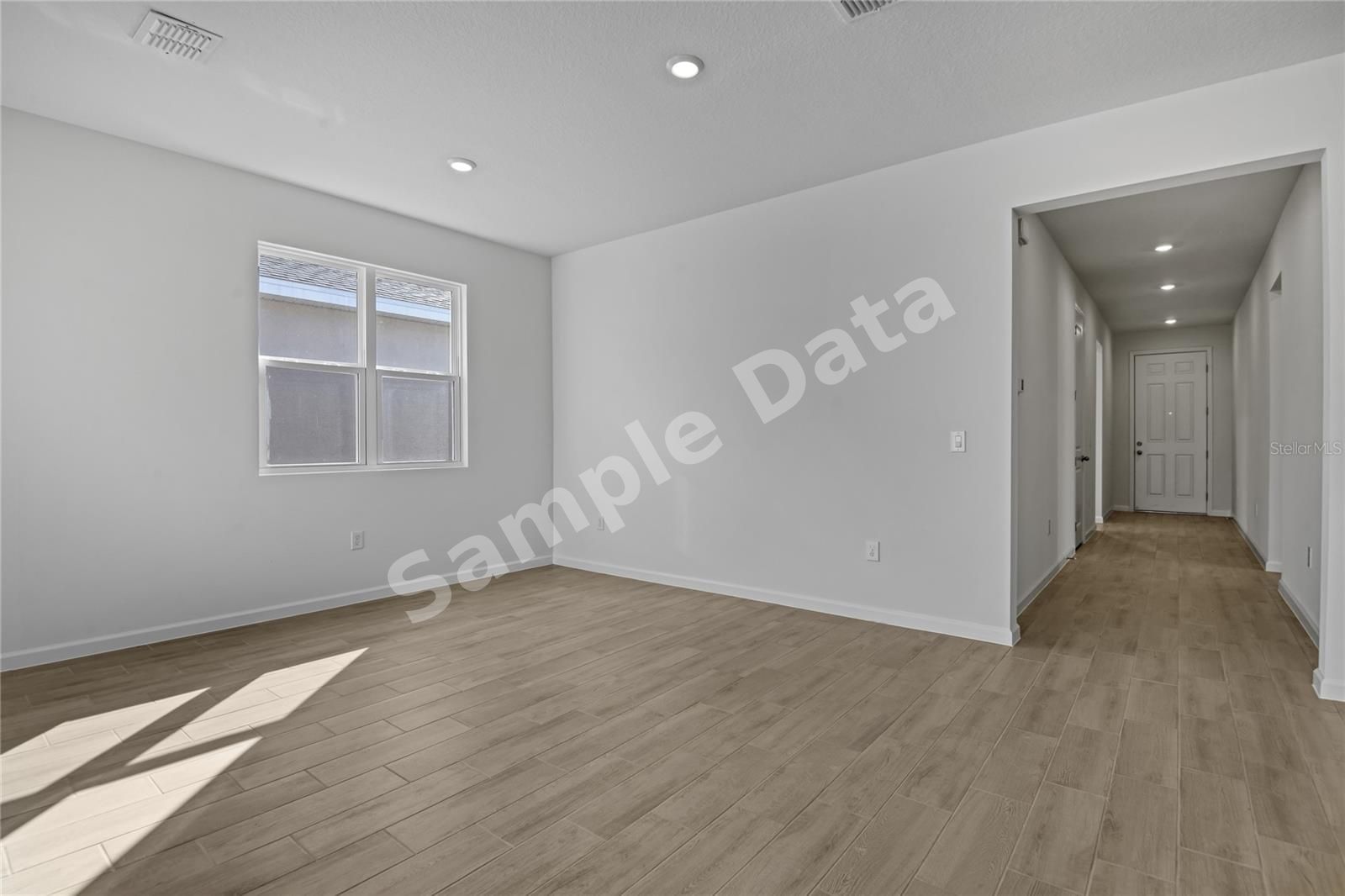 1491 AUGUST GRAY DRIVE photo 2
