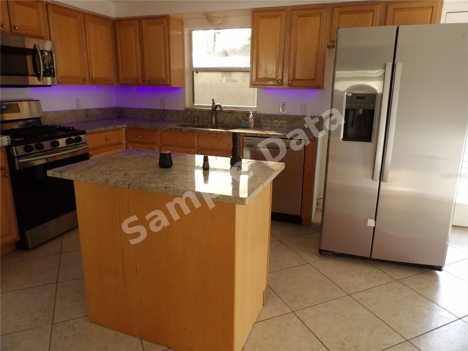 9038 WALSINGHAM ROAD photo 12