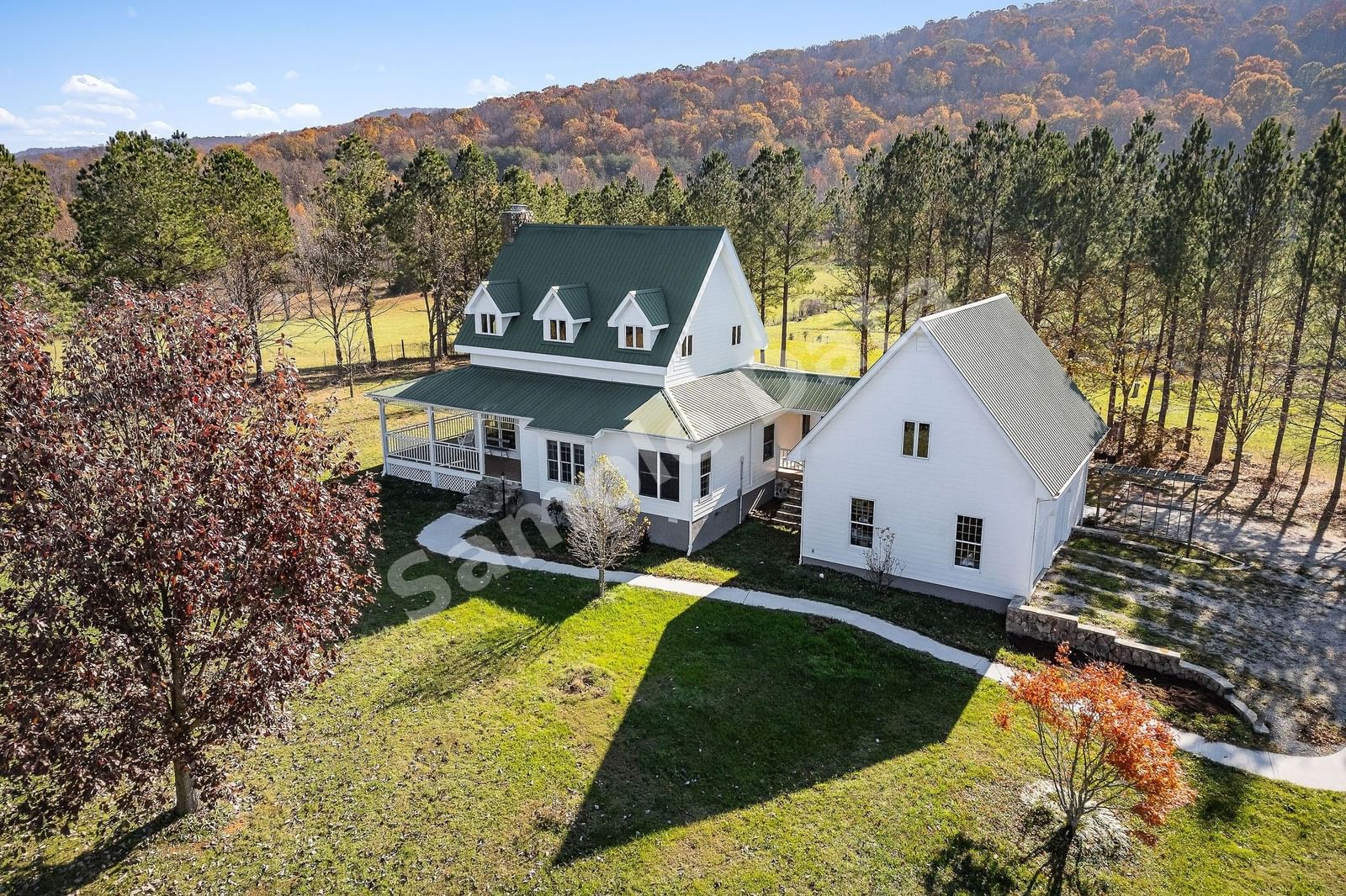 Photo of 225 Apple Valley Ln